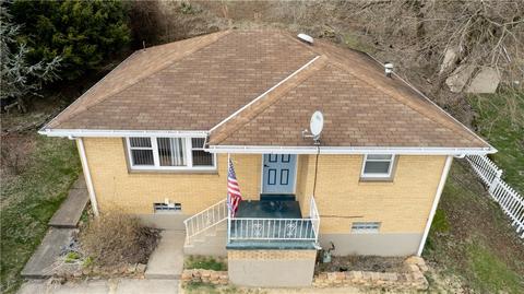 106 W 13th Ave, Tarentum, PA 15084