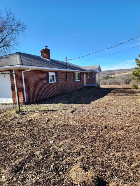 211 Schrock Rd, Garrett, PA 15542