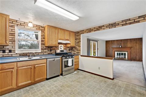 106 Pheasant Run Dr, Export, PA 15632 photo 9