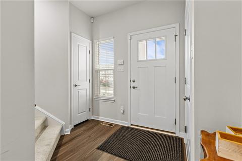 2064 Cade Dr, Monaca, PA 15061 photo 4