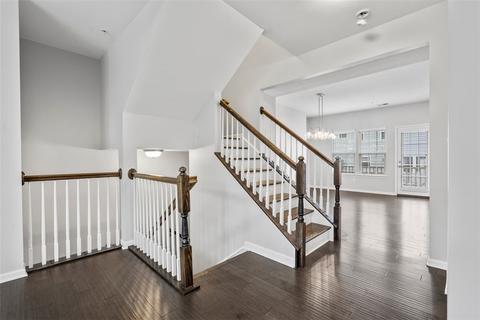 1402 Pointe View Dr, Mars, PA 16046 photo 3