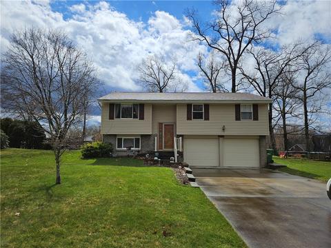 111 Crossland Rd, Butler, PA 16002