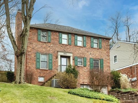 861 Foxland Dr, Pittsburgh, PA 15243