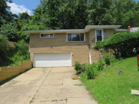 7347 Somerset St, Pittsburgh, PA 15235