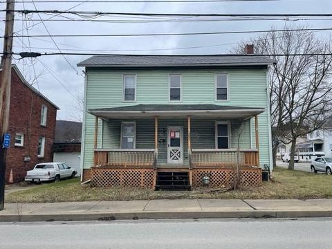 302 E 4th St, Derry, PA 15627