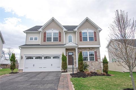 118 Oakmont Dr, Pittsburgh, PA 15229