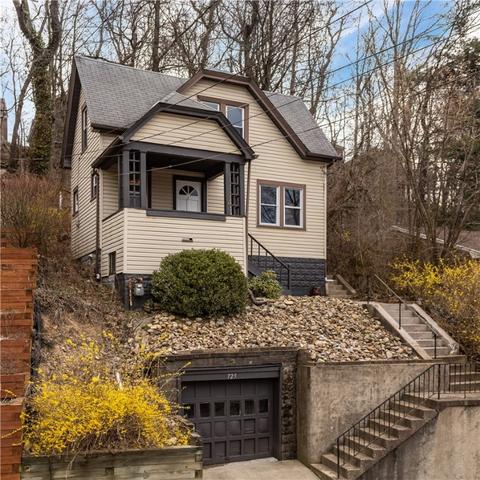 725 Charles St, Carnegie, PA 15106