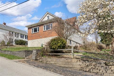 247 Peter St, Duquesne, PA 15110