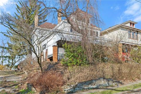 89 Ridgewood Ave, West View, PA 15229