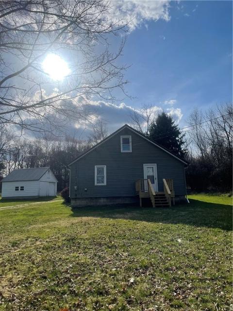 125 Baird Rd, Edinburg, PA 16116