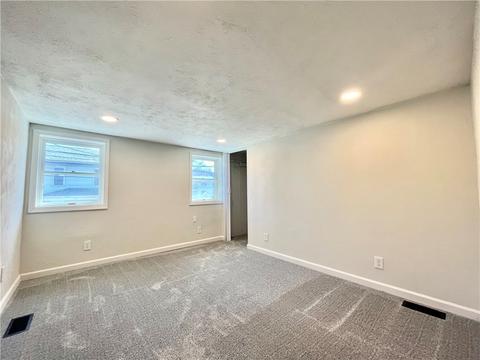 301 E 4th St, Derry, PA 15627 photo 11
