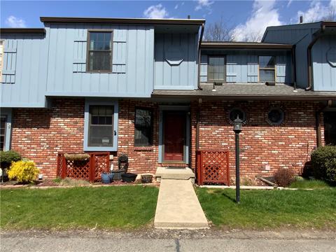 802 Timberglen Dr, North Fayette, PA 15126