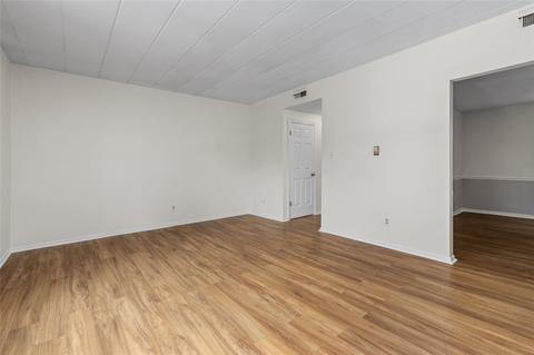 1573 Pinehurst Dr, Pittsburgh, PA 15241 photo 10