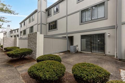 1573 Pinehurst Dr, Pittsburgh, PA 15241 photo 20
