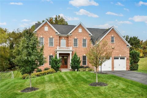 1410 Chadworth Ct, Franklin Park, PA 15237