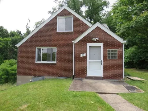 80 Woods Rd, Pittsburgh, PA 15235