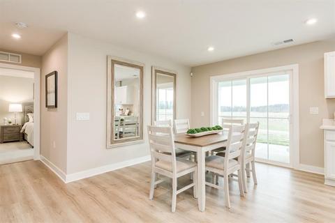 147 Olivia Dr, Monaca, PA 15061 photo 4