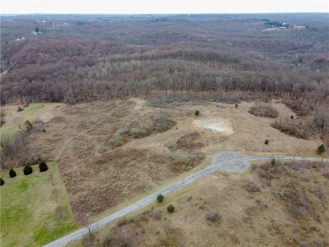 2 Tomon Terrace, Darlington, PA 16115