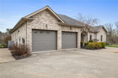 2585 Chase Dr, Hampton, PA 15044 photo 3