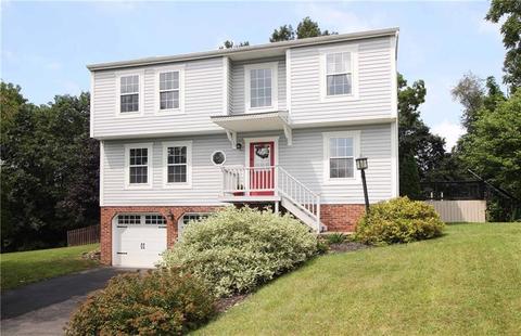 424 Kingsbrook, South Fayette, PA 15057