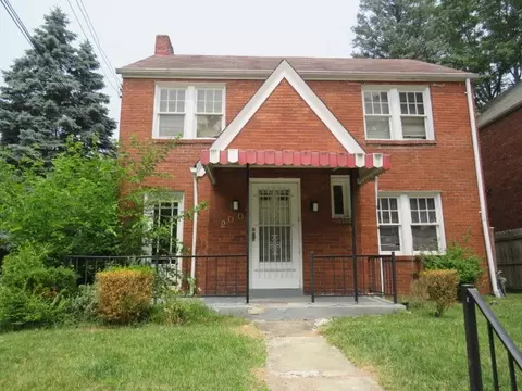 2007 Mcnary Blvd, Pittsburgh, PA 15221