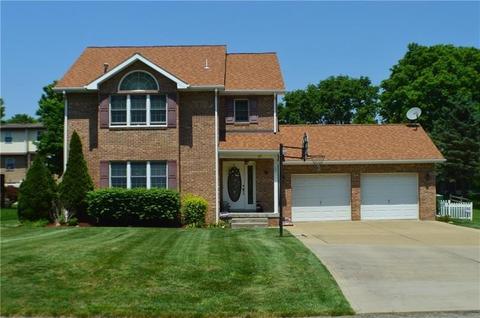 109 Howard St, Charleroi, PA 15022