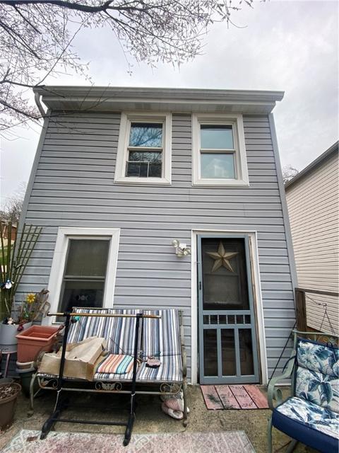 41 Locust Ave, Shaler, PA 15209