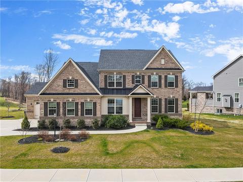 608 Tullamore Trl, Seven Fields, PA 16046