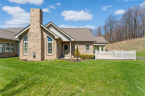2534 Red Oak Ct, Hampton, PA 15101