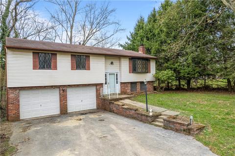 338-340 Golden Grove Rd, Economy, PA 15001