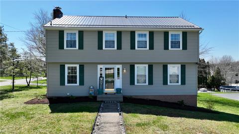 3529 Cedar Ridge Rd, West Deer, PA 15101
