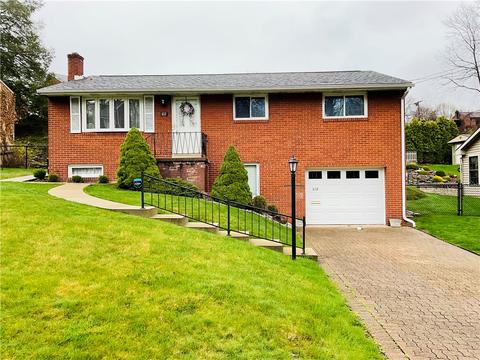 812 Shadyside Dr, West Mifflin, PA 15122