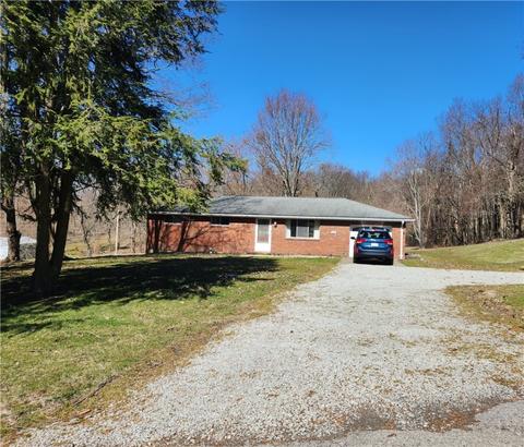 565 Haney Rd, Washington, PA 15301