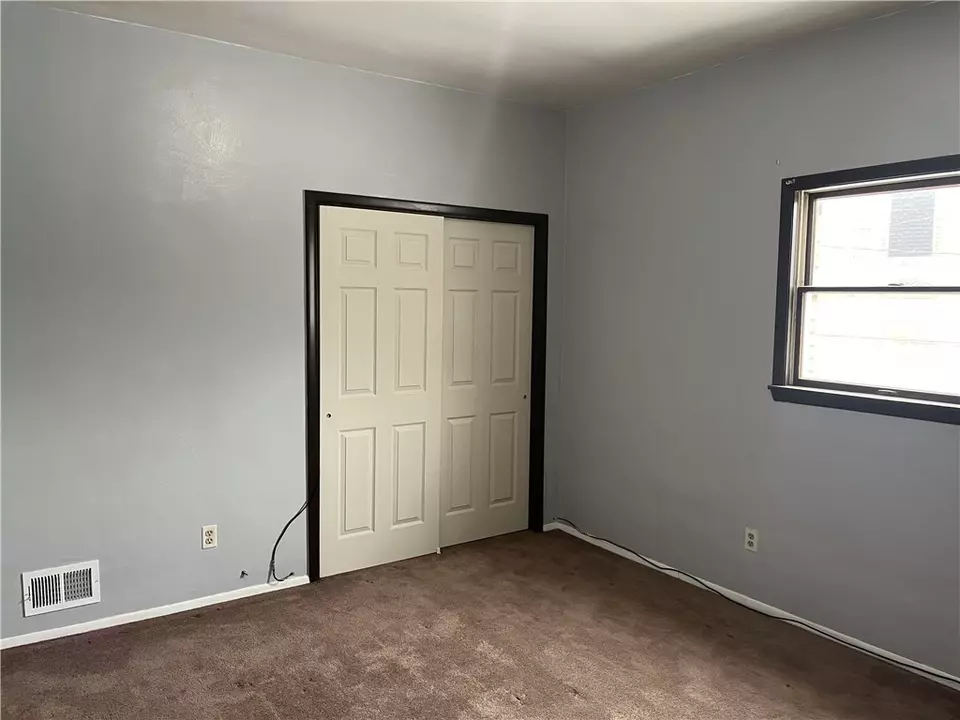  2304 Brownsville Rd, Pittsburgh, PA 15210 photo 7
