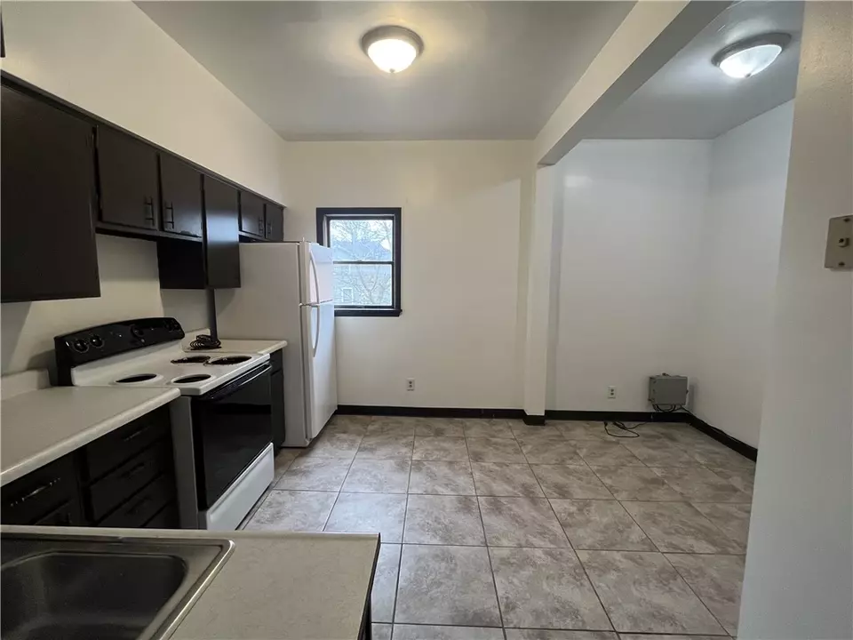  2304 Brownsville Rd, Pittsburgh, PA 15210 photo 4