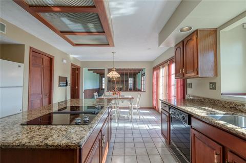 2911 Bryer Ridge Ct, Export, PA 15632 photo 8