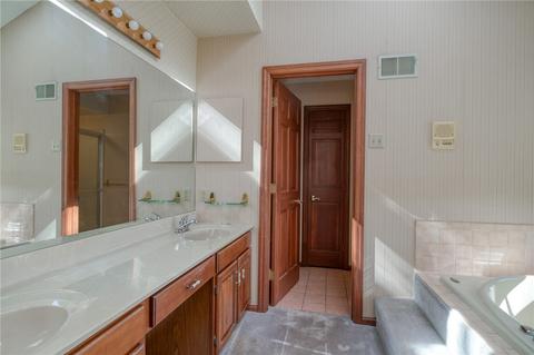 2911 Bryer Ridge Ct, Export, PA 15632 photo 16