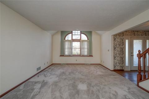 2911 Bryer Ridge Ct, Export, PA 15632 photo 4