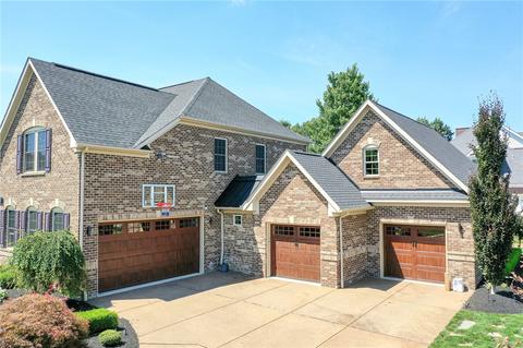 4818 Stonebridge Dr, Hampton, PA 15044 photo 24