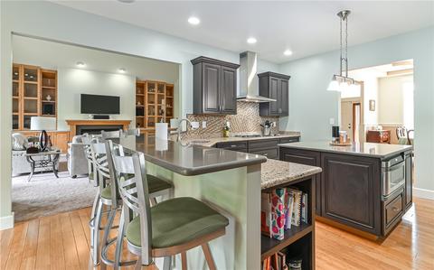 1025 Patrisa Dr, Export, PA 15632 photo 4