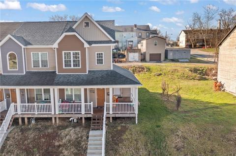 710 E 18th Ave, Homestead, PA 15120