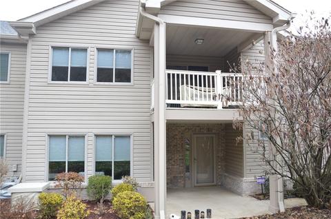 9403 Sundance Dr, Bridgeville, PA 15017