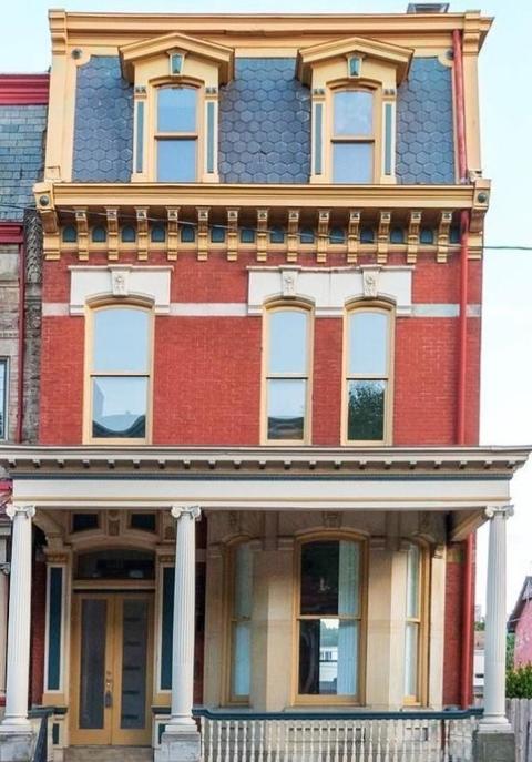 1311 Liverpool St, Pittsburgh, PA 15233