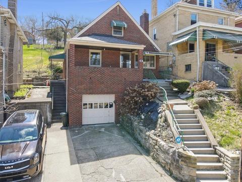 138 E Agnew Ave, Pittsburgh, PA 15210