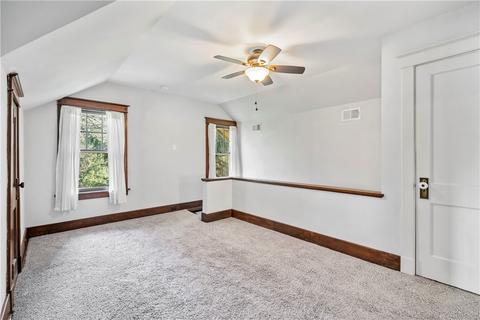 333 Castlegate Rd, Pittsburgh, PA 15221 photo 20