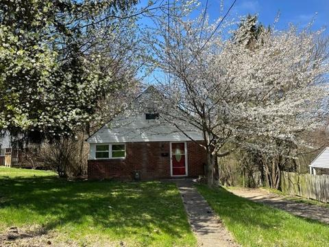 3019 Blackridge Ave, Penn Hills, PA 15235