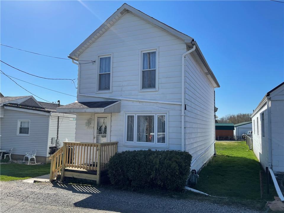 217 Charles St, Washington Twp Fay, PA 15012 13 Photos MLS
