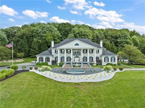 130 Buckthorn Dr, Wexford, PA 15090