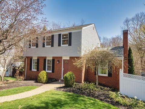 9312 N Florence Rd, Mccandless, PA 15237