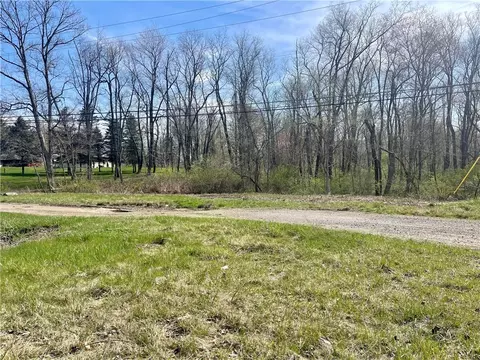 7610 Big Beaver Blvd, Wampum, PA 16157